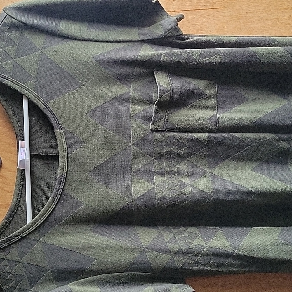Lularoe medium carly